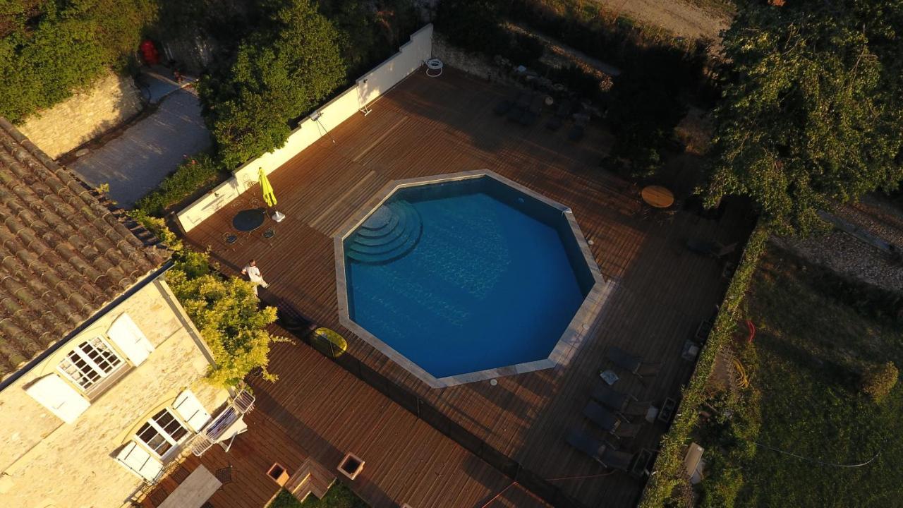 Chateau Montplaisir Charming B&B In Provence Valréas Zewnętrze zdjęcie