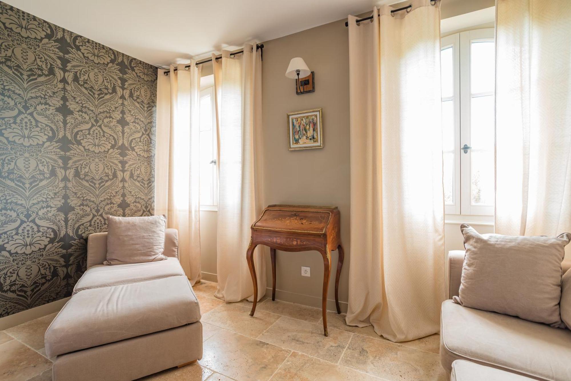 Chateau Montplaisir Charming B&B In Provence Valréas Zewnętrze zdjęcie
