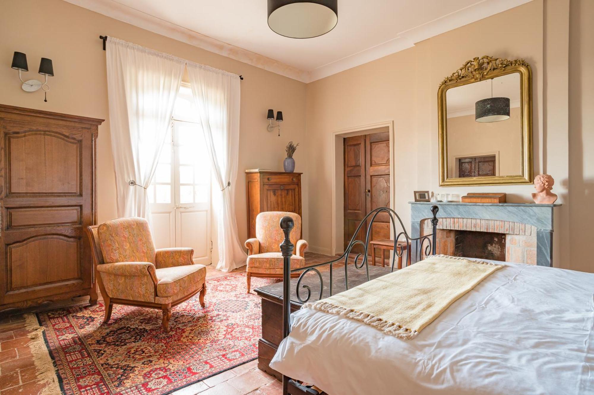 Chateau Montplaisir Charming B&B In Provence Valréas Zewnętrze zdjęcie